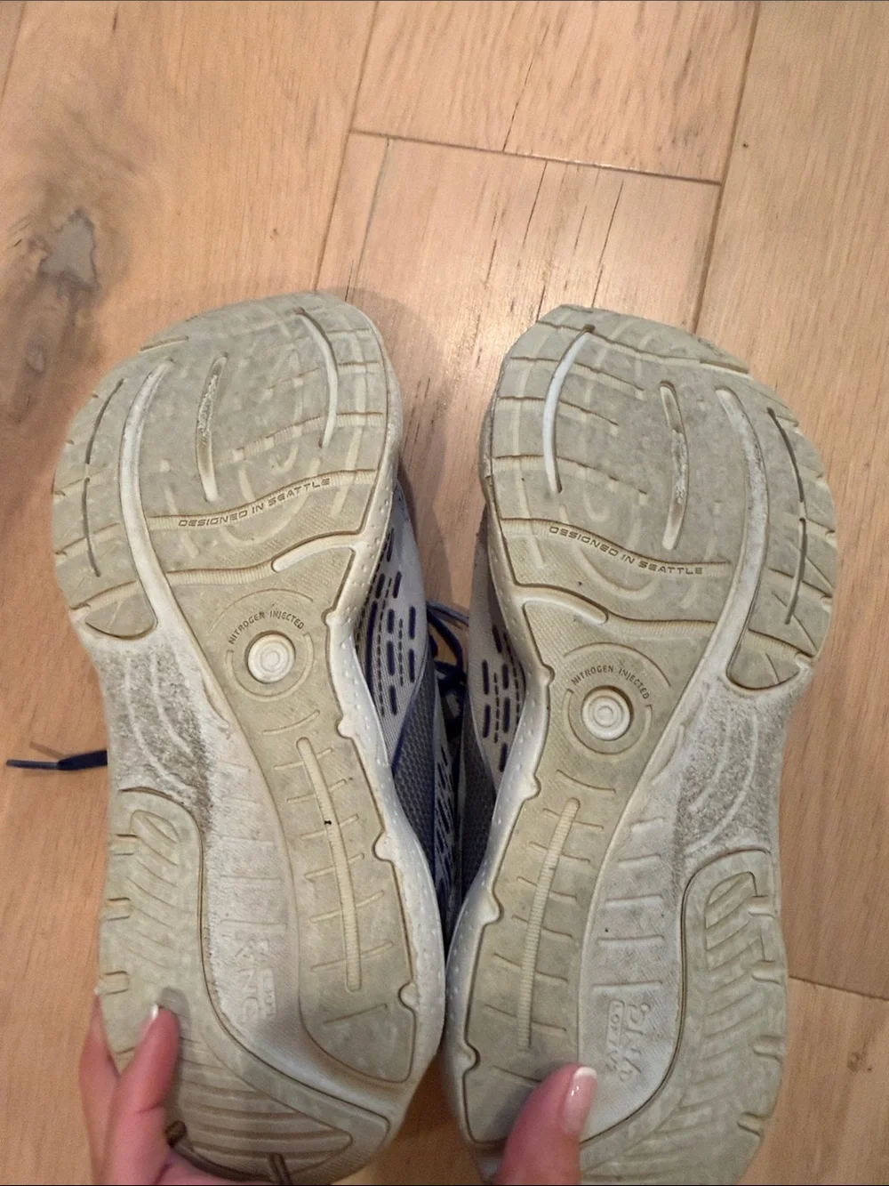 Men’s Brooks Lightweight Running Shoes in Gray and Blue